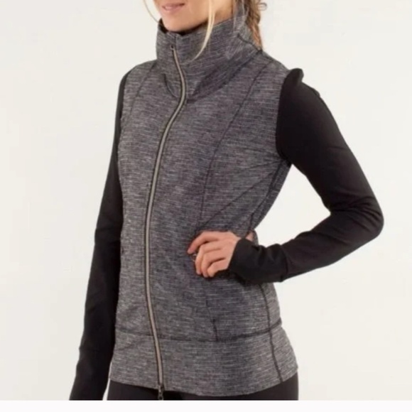 Lululemon Daily Yoga Jacket Coco Pique Black/Black Size 8 - Picture 3 of 10